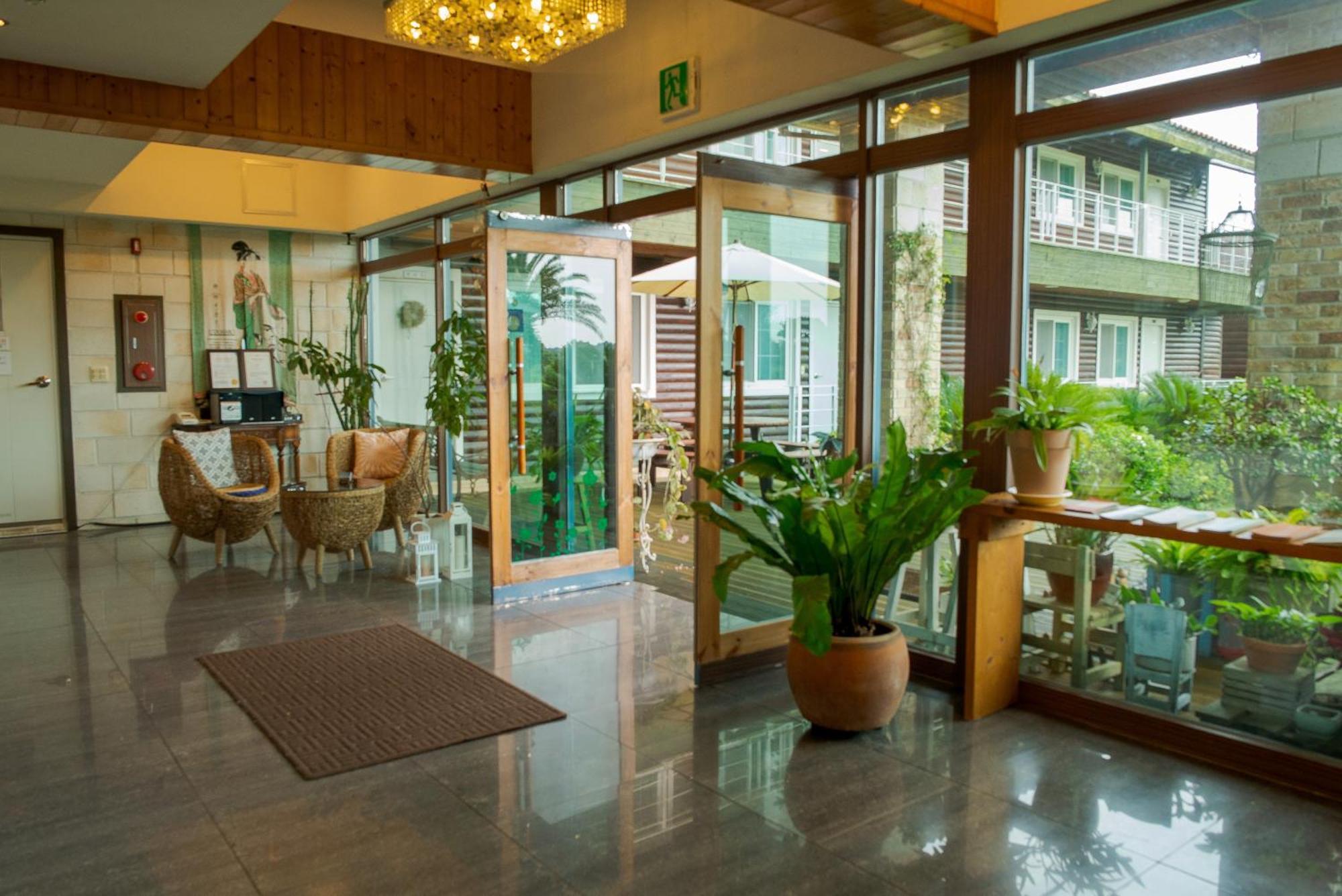 Green Narae Pension Seogwipo Extérieur photo