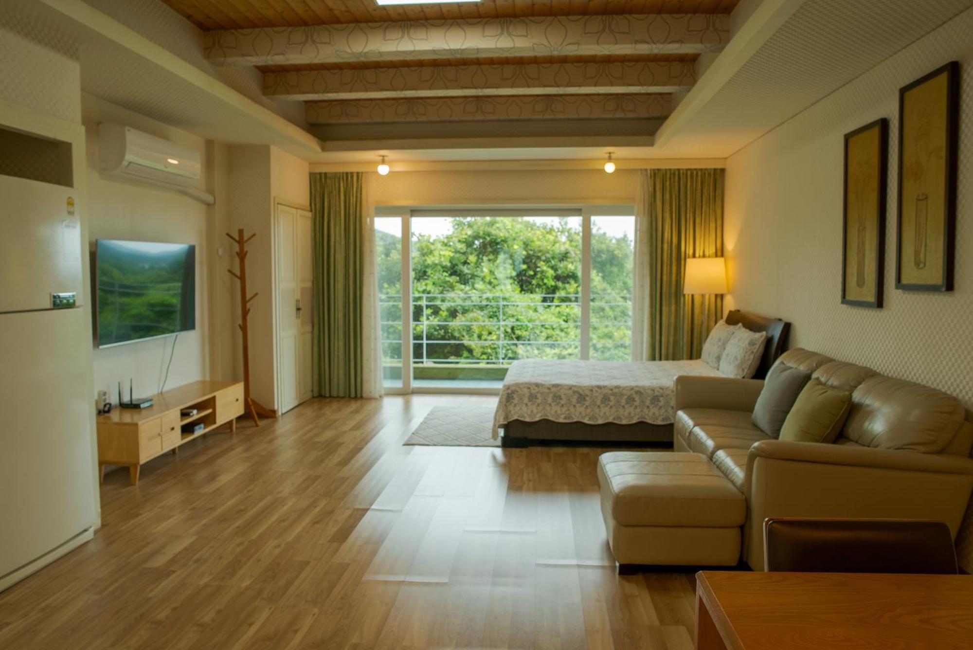 Green Narae Pension Seogwipo Extérieur photo